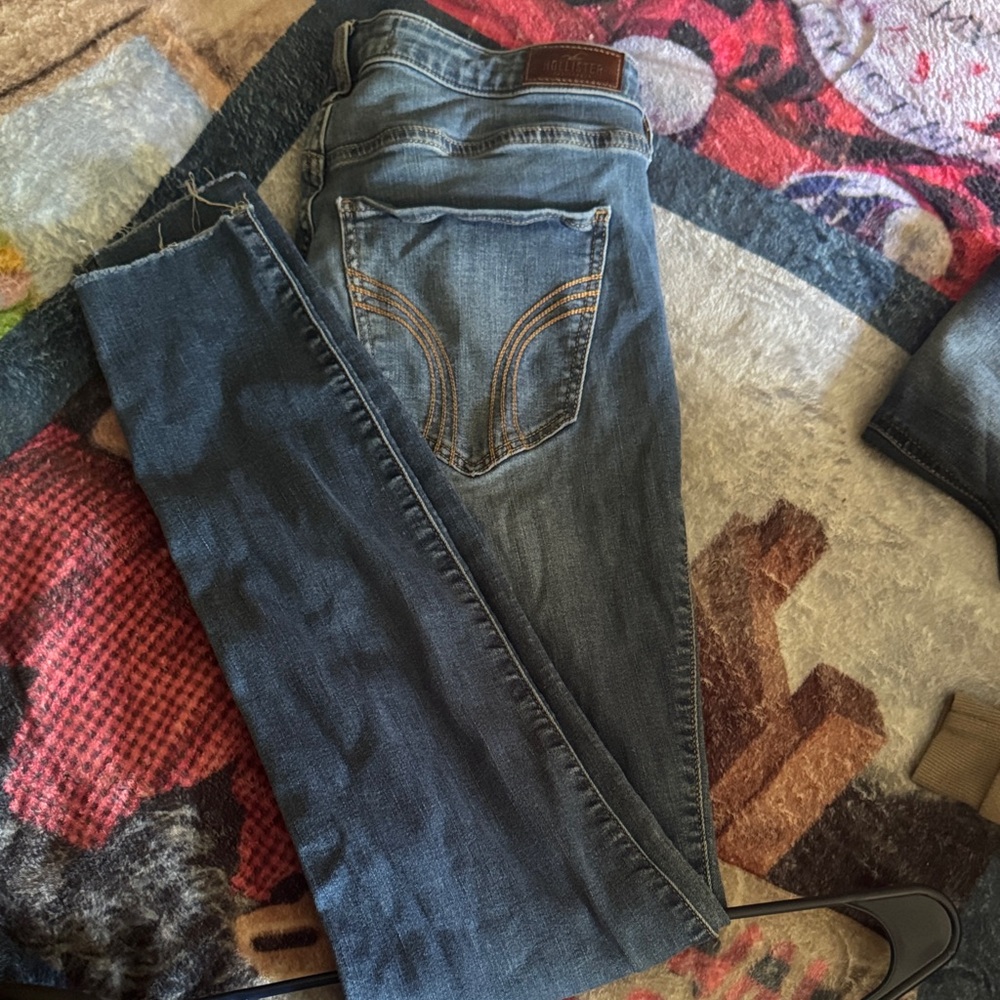 Hollister Blue Ankle Jeans